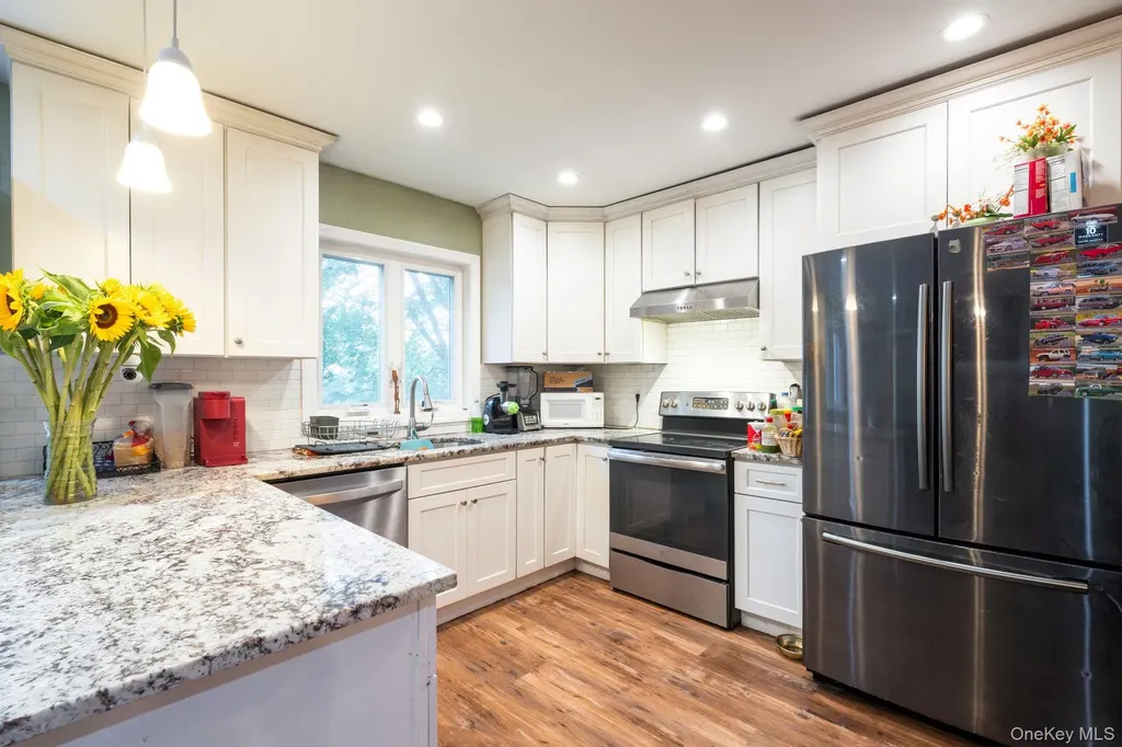 39 Willow Road Rocky Point NY 11778