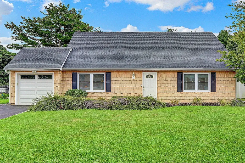 31 Imperial Drive Miller Place NY 11764
