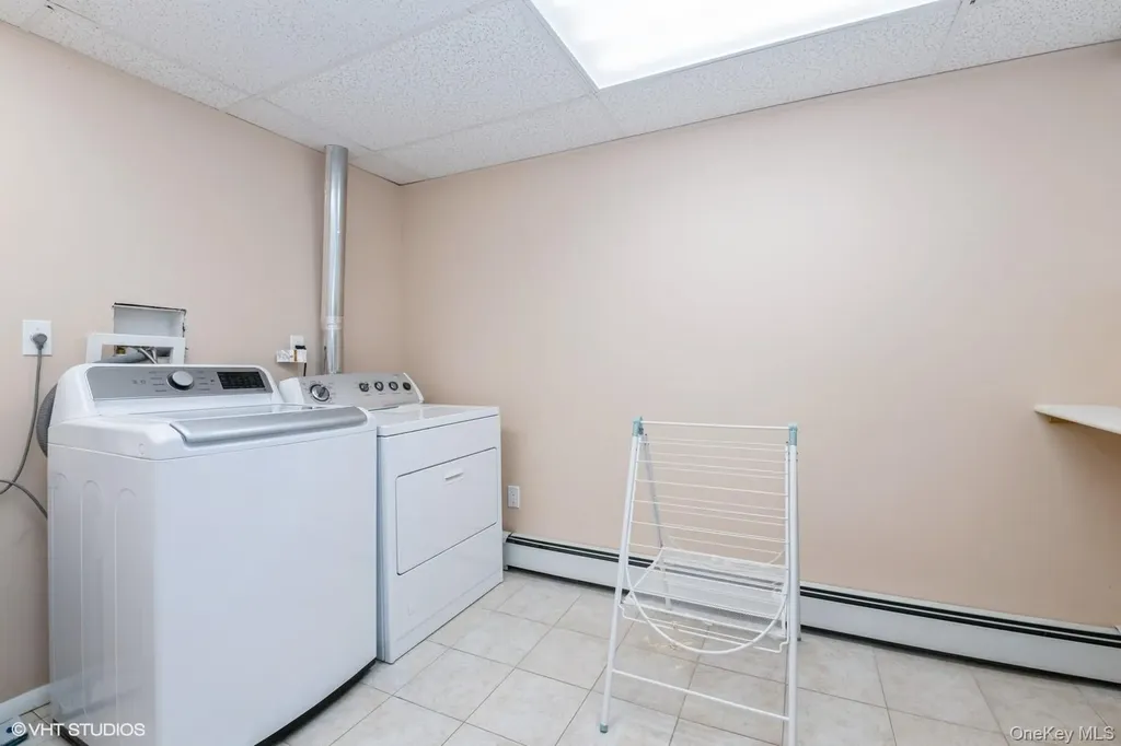 835 Barberry Lane Woodsburgh NY 11598