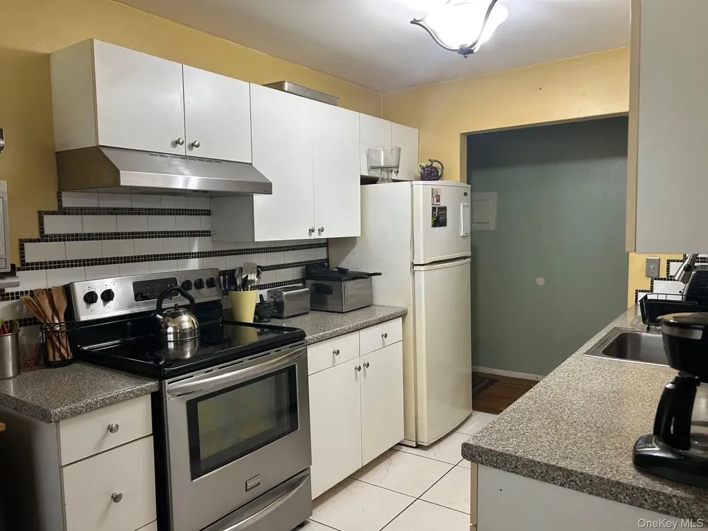 2453 D Union Boulevard Islip NY 11751