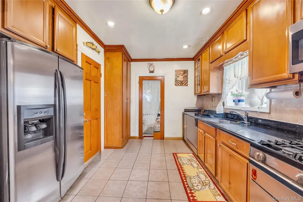 9407 Pitkin Avenue Ozone Park NY 11417