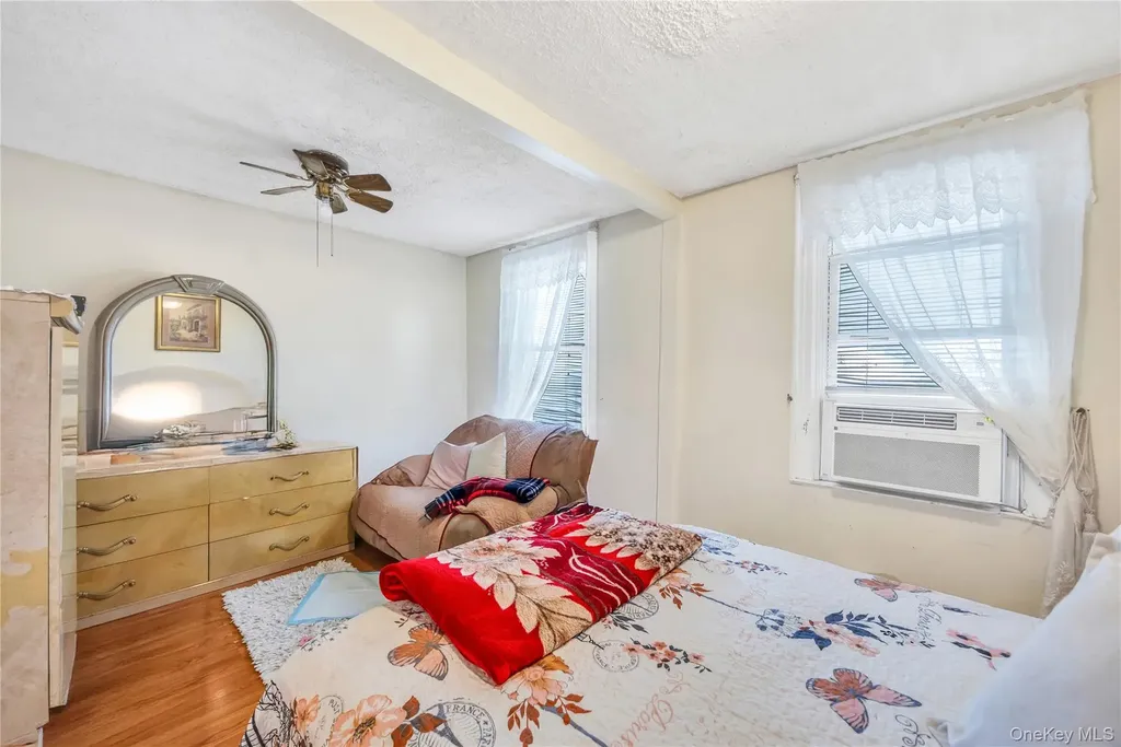 9407 Pitkin Avenue Ozone Park NY 11417