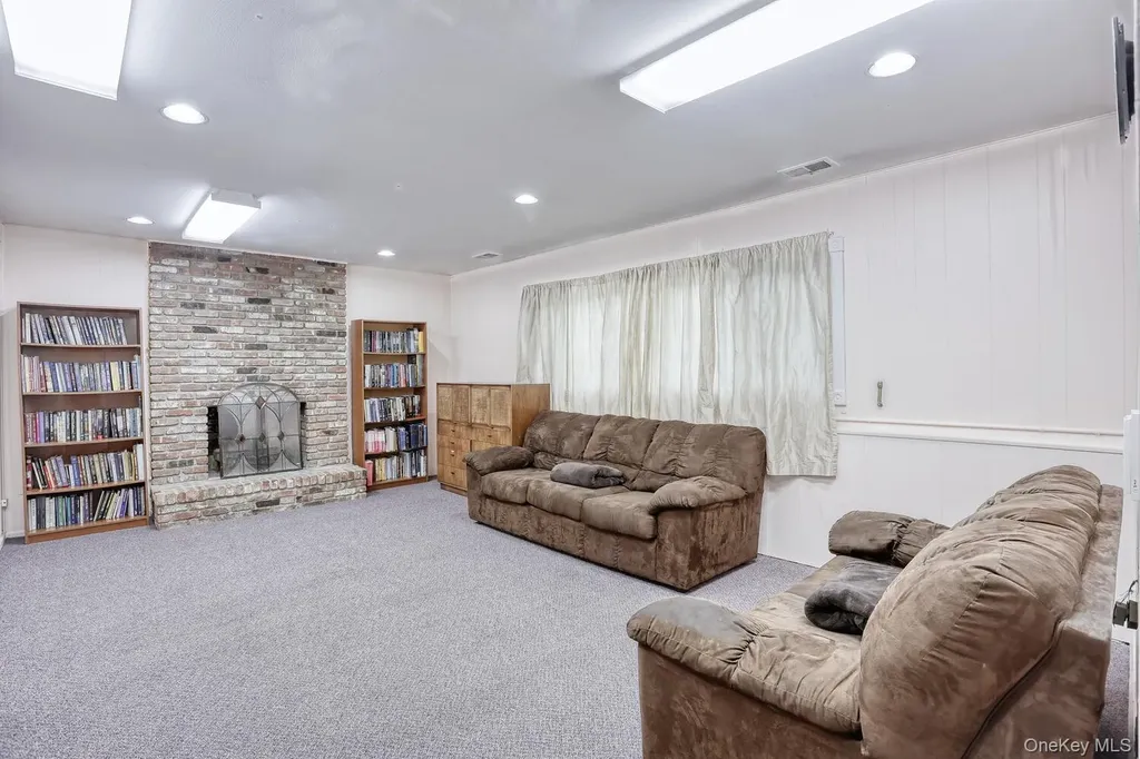 84 College Road Monsey NY 10952