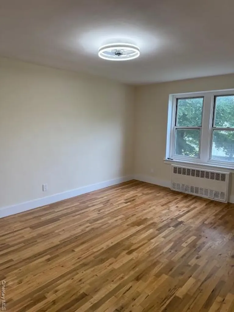 250 W Merrick Road Freeport NY 11520