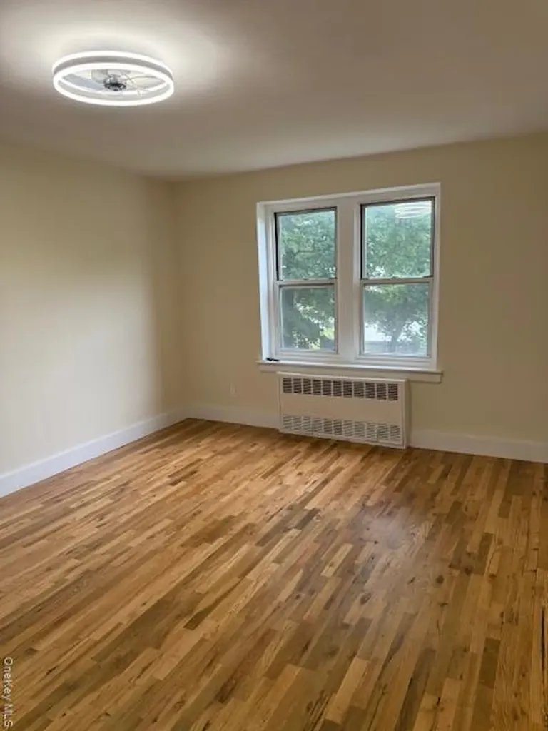 250 W Merrick Road Freeport NY 11520