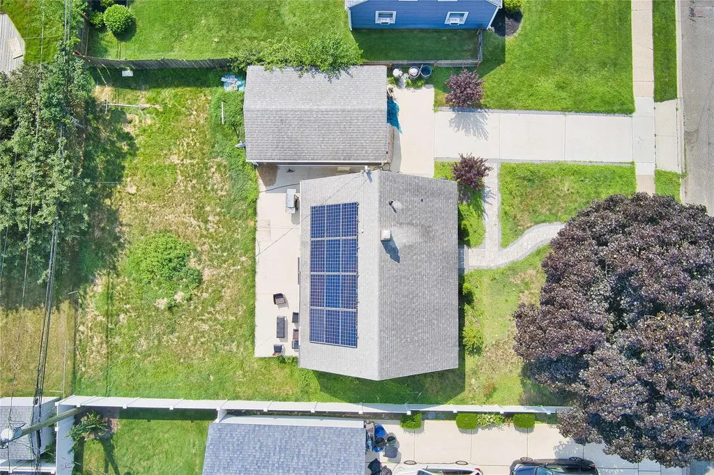 14 Glade Lane Levittown NY 11756
