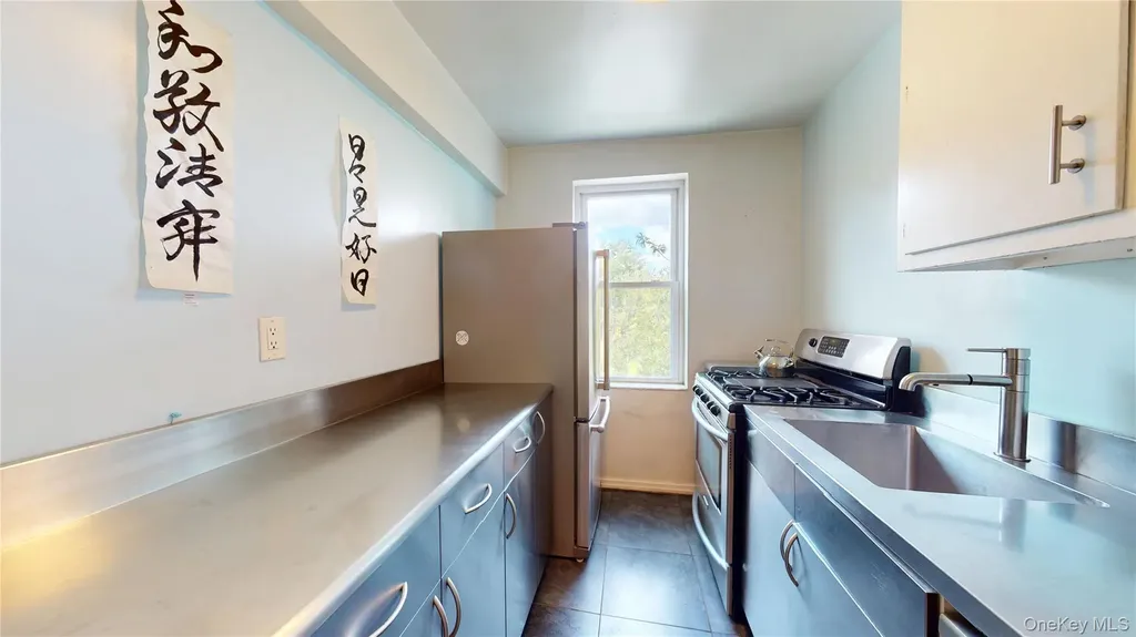 800 Grand Concourse Bronx NY 10451