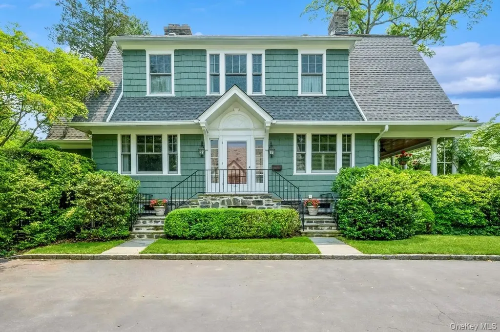 31 Emerson Road Larchmont NY 10538
