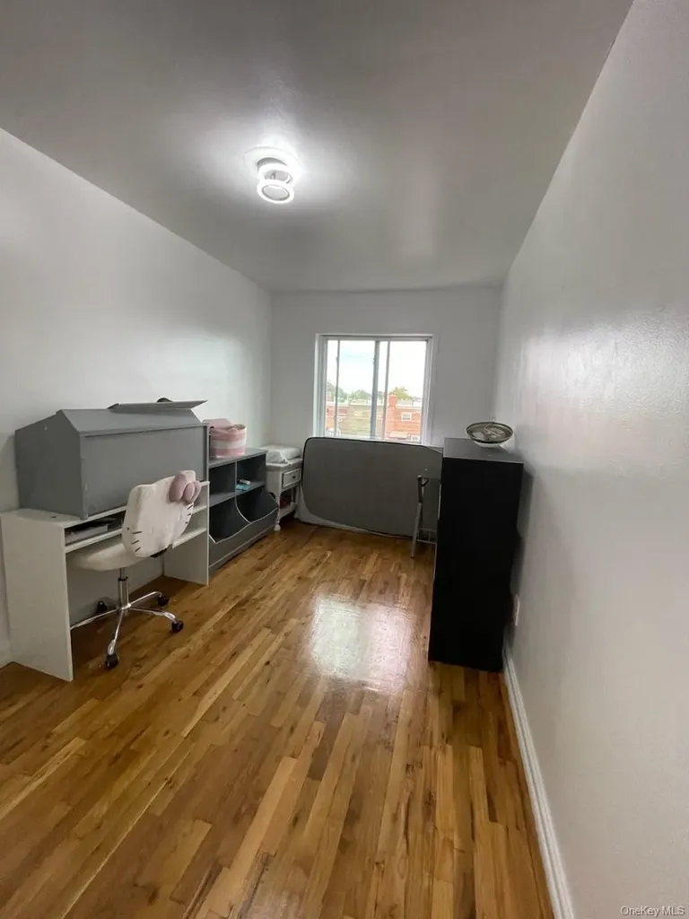 269 Balcom Avenue Bronx NY 10465
