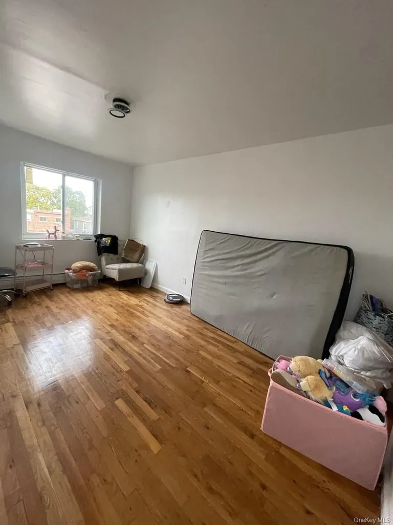 269 Balcom Avenue Bronx NY 10465
