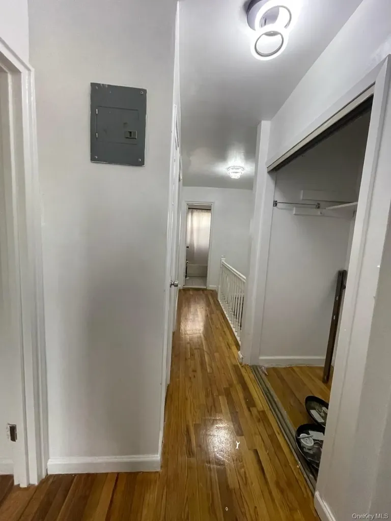 269 Balcom Avenue Bronx NY 10465