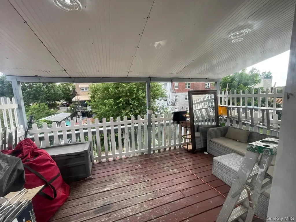 269 Balcom Avenue Bronx NY 10465