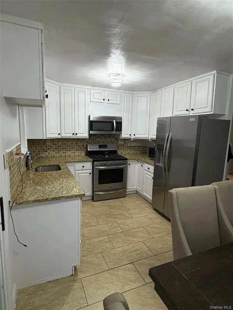 269 Balcom Avenue Bronx NY 10465