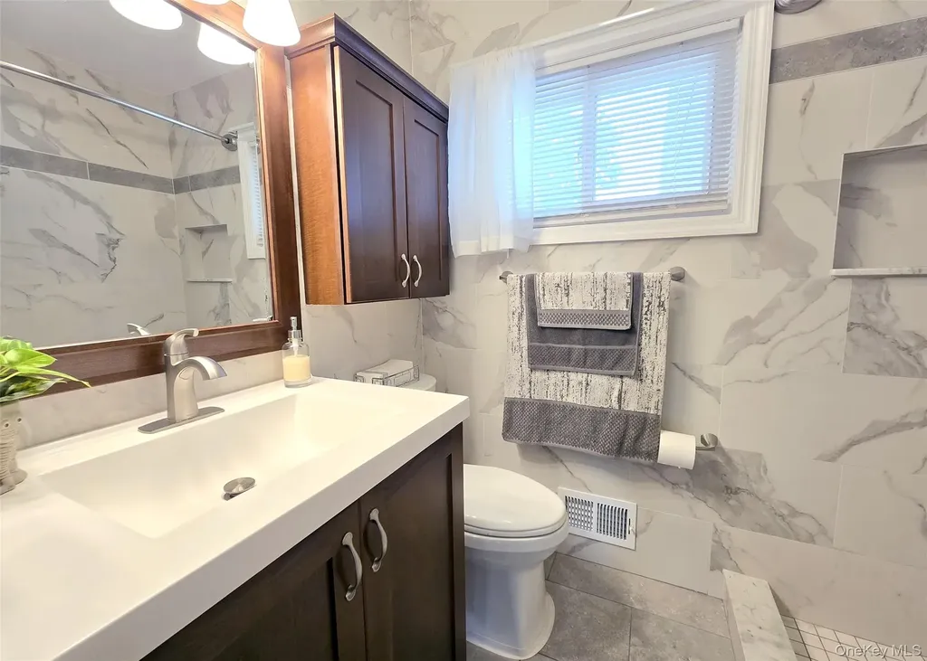 158 Noel Drive Centereach NY 11720