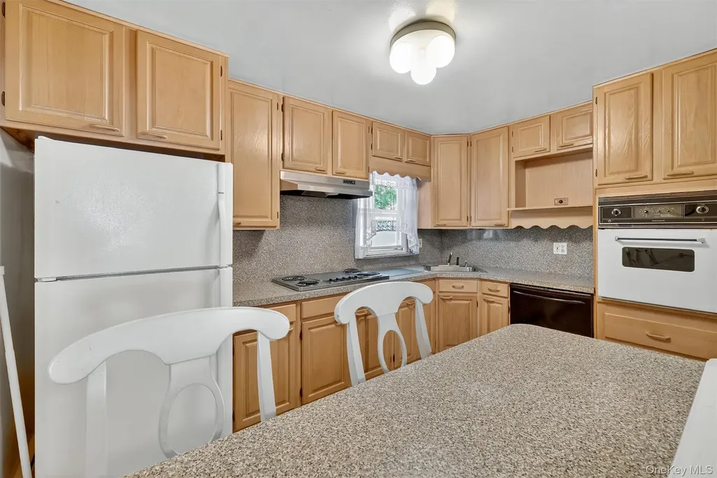 34 Custis Avenue White Plains NY 10603