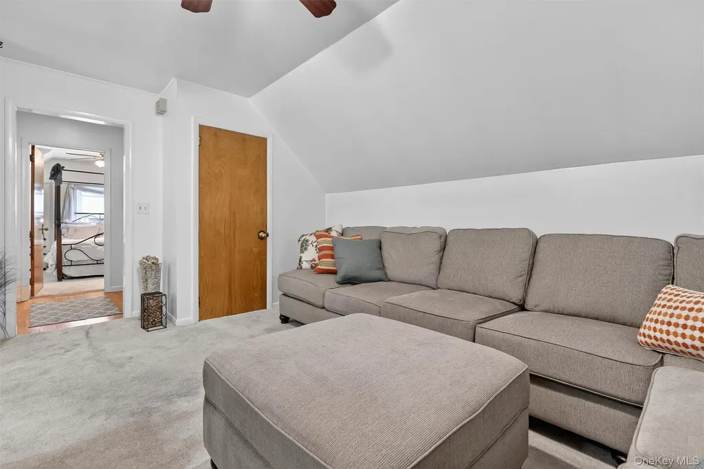 34 Custis Avenue White Plains NY 10603
