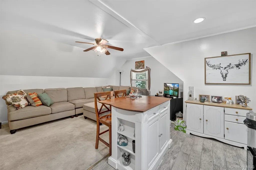 34 Custis Avenue White Plains NY 10603