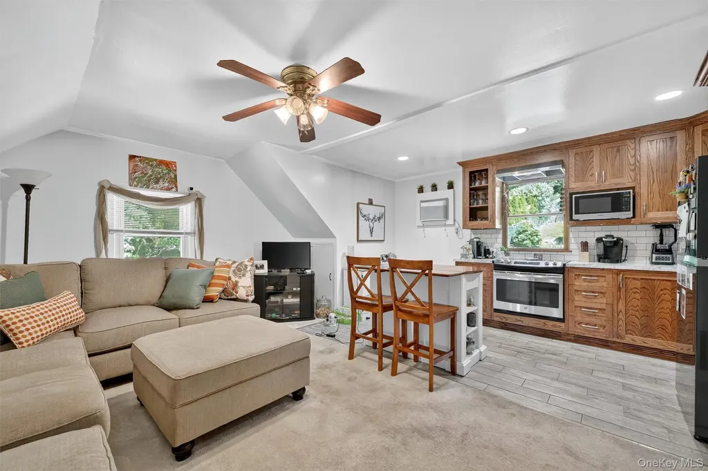 34 Custis Avenue White Plains NY 10603