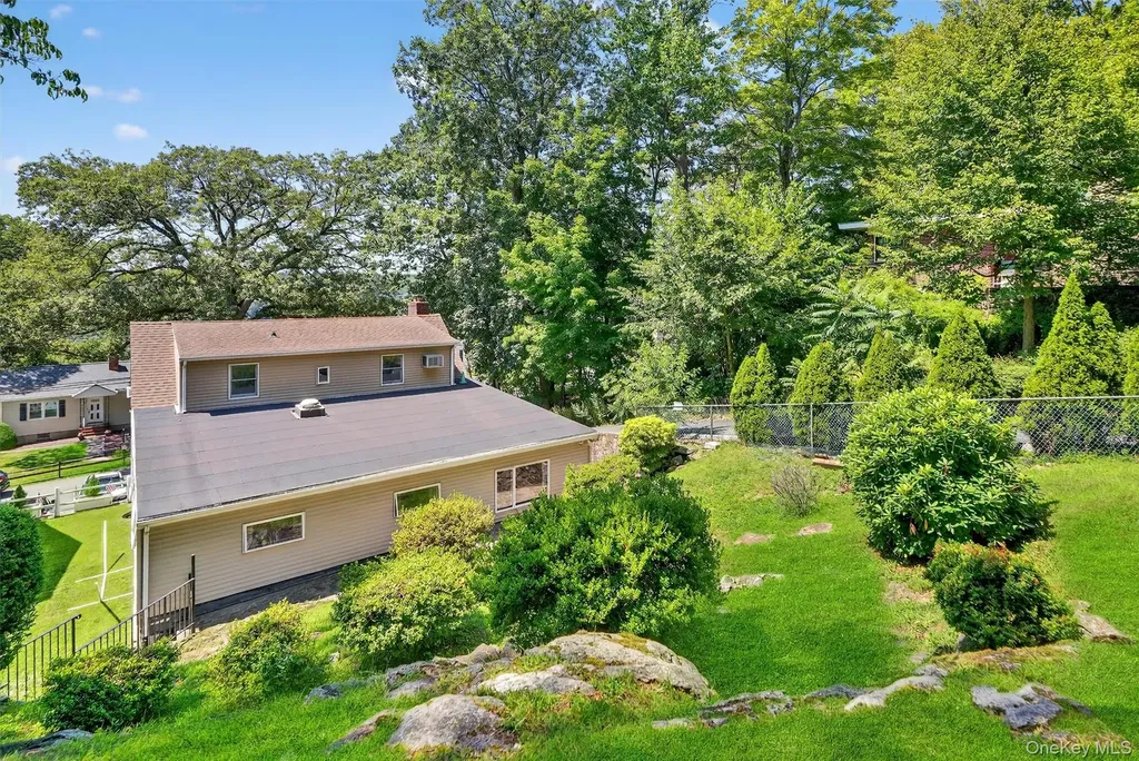 34 Custis Avenue White Plains NY 10603
