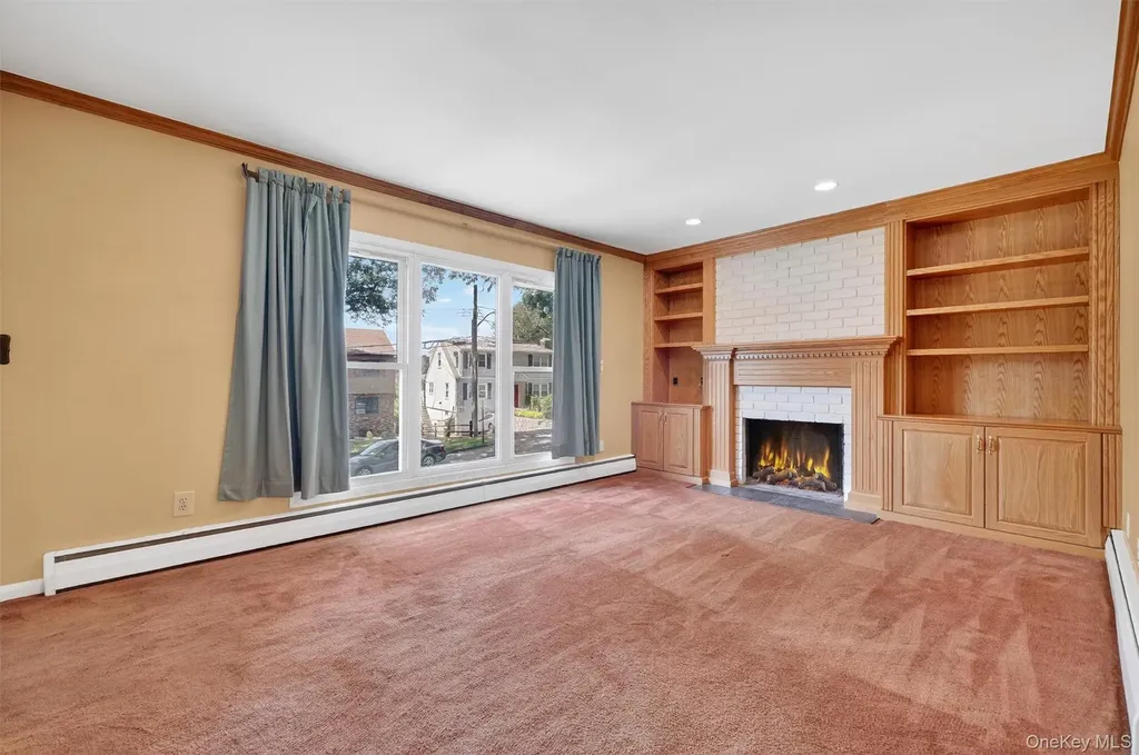34 Custis Avenue White Plains NY 10603