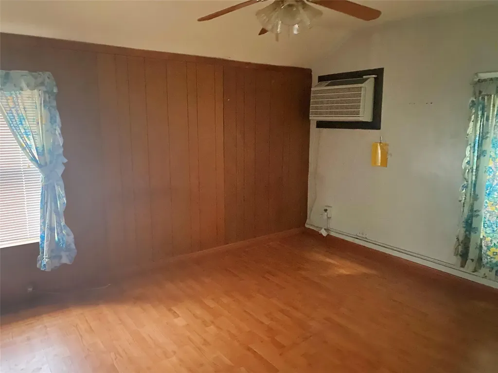 1 Lewis Place Lynbrook NY 11563