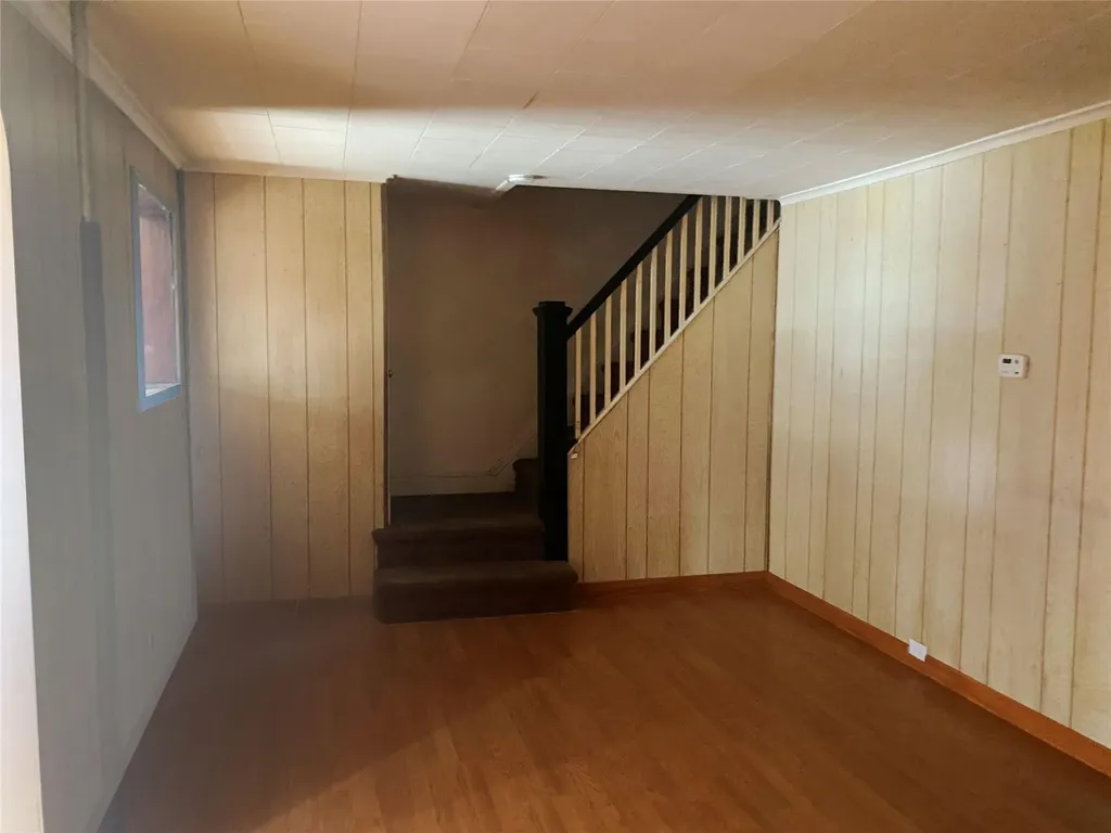 1 Lewis Place Lynbrook NY 11563