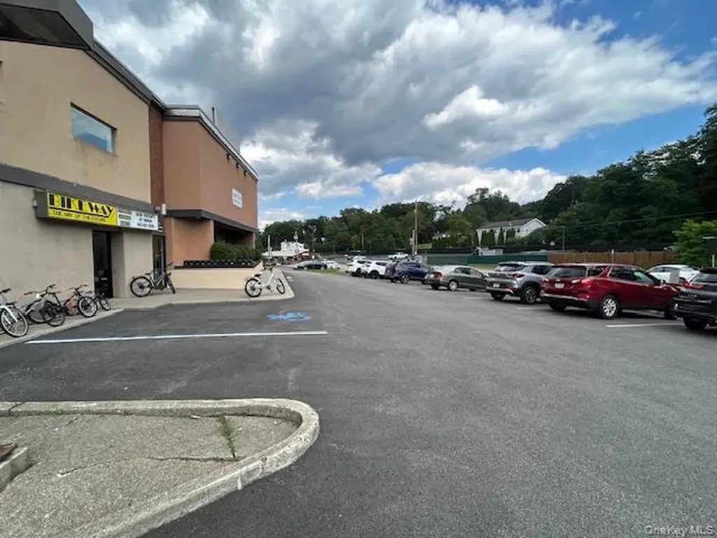 692 Route 6 Mahopac NY 10541