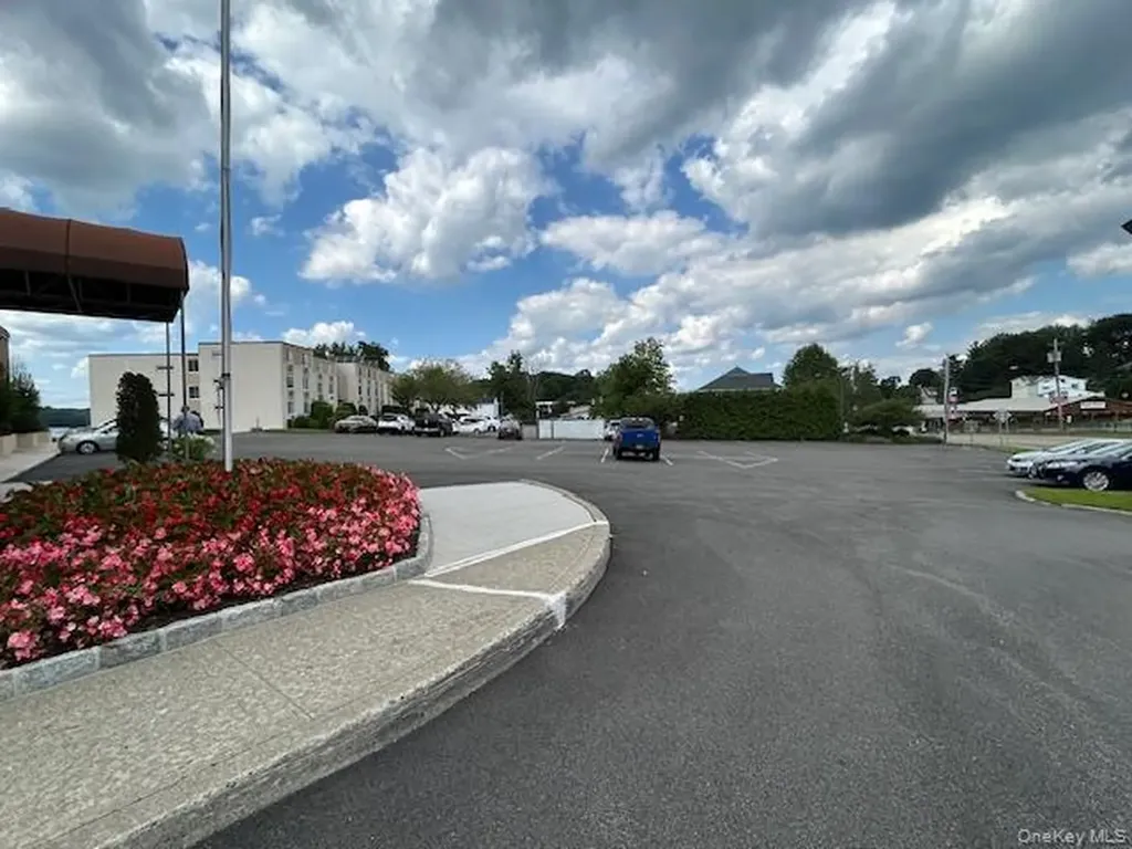 692 Route 6 Mahopac NY 10541