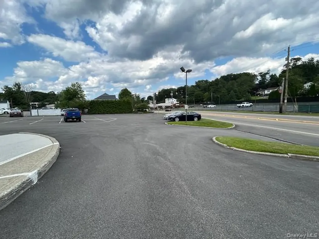 692 Route 6 Mahopac NY 10541