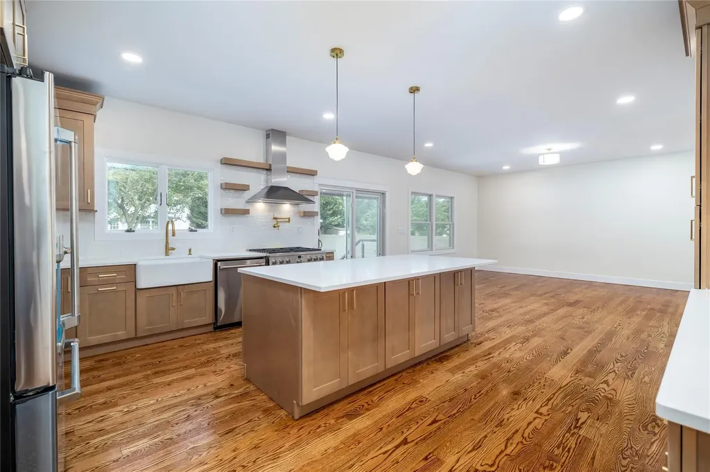 59 Winifred Drive Merrick NY 11566