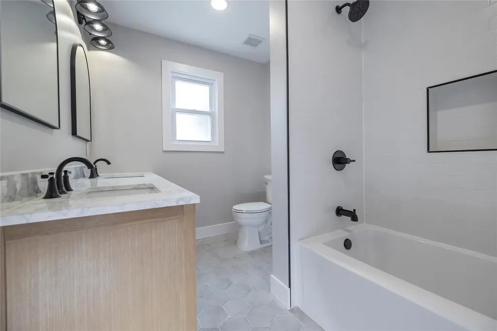 59 Winifred Drive Merrick NY 11566