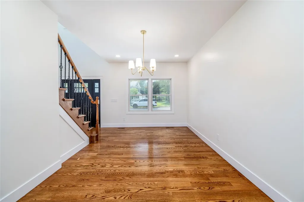 59 Winifred Drive Merrick NY 11566