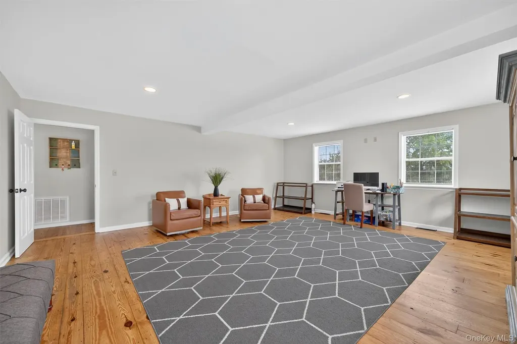 38 Wavey Willow Lane Montgomery NY 12549