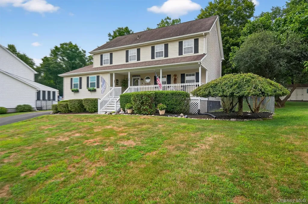 38 Wavey Willow Lane Montgomery NY 12549