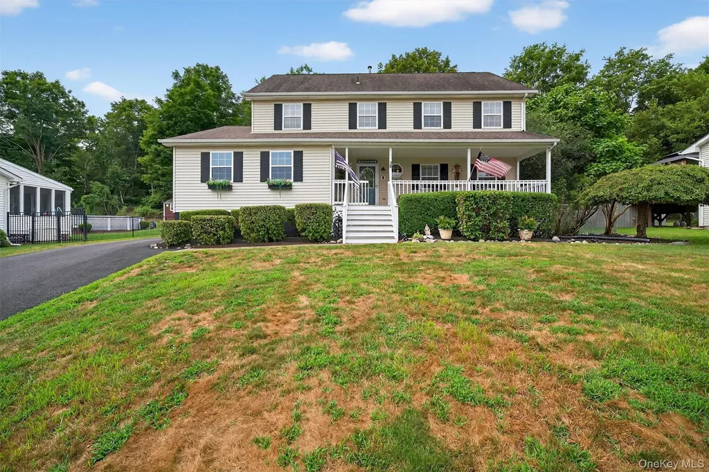 38 Wavey Willow Lane Montgomery NY 12549