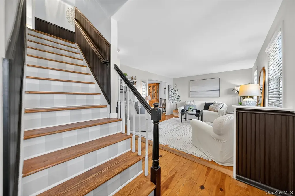 38 Wavey Willow Lane Montgomery NY 12549