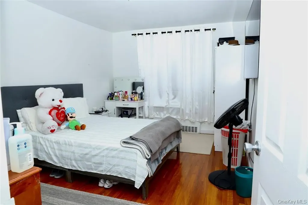 15029 72nd Road Flushing NY 11367