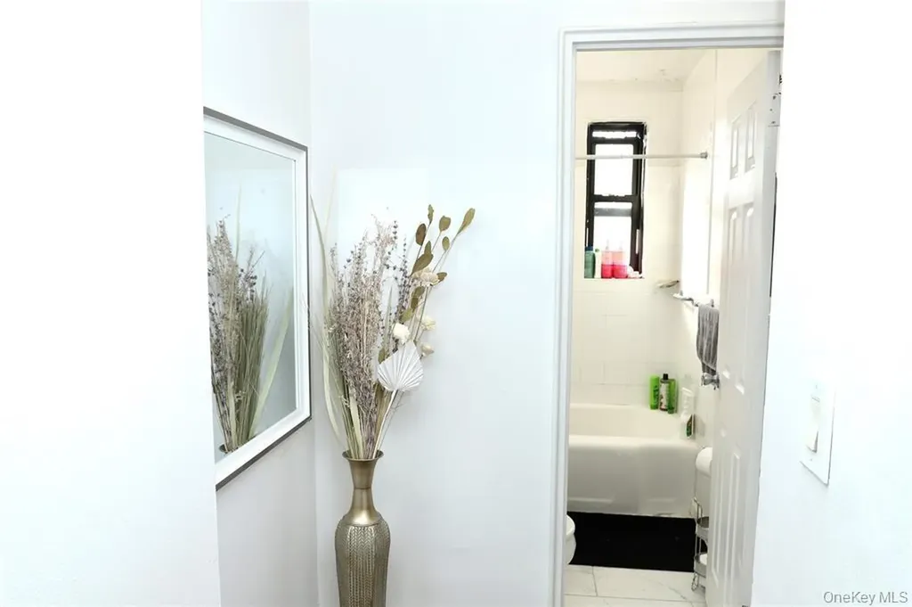 15029 72nd Road Flushing NY 11367