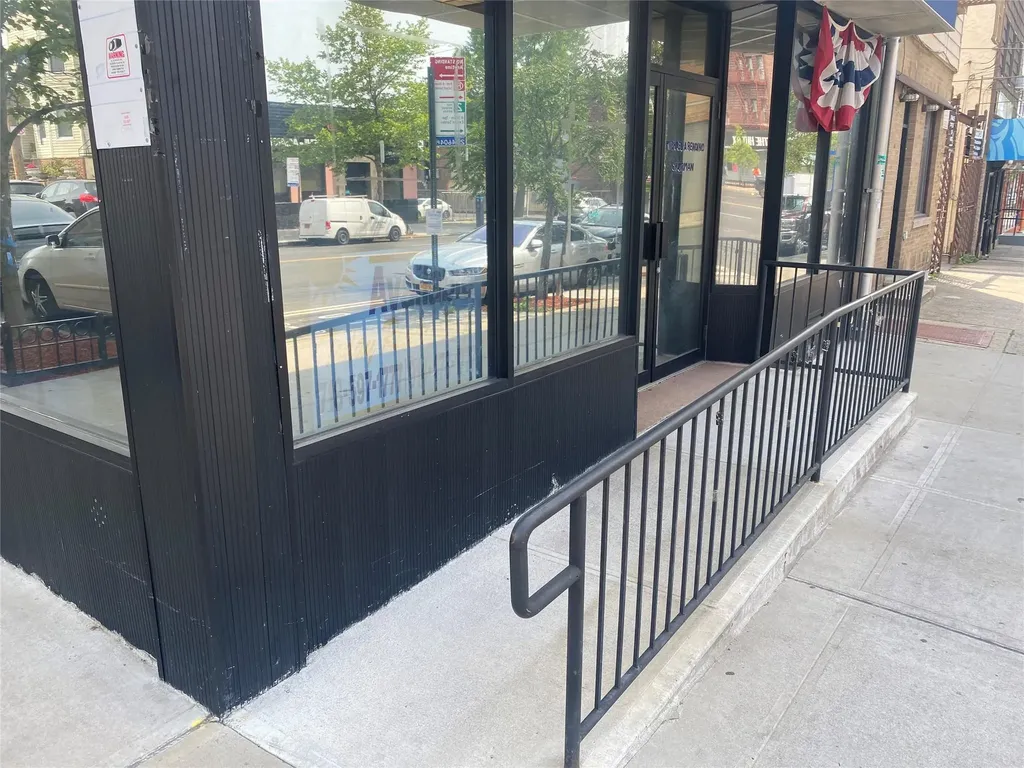 2600 Chesbrough Avenue Bronx NY 10461