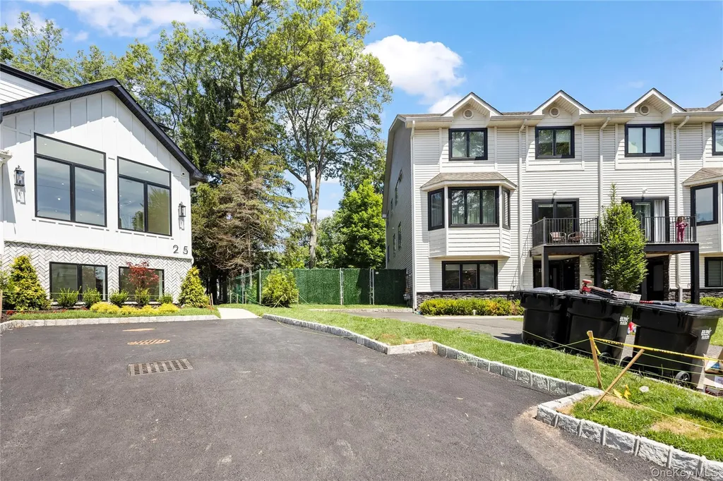 25 N Rigaud Road Spring Valley NY 10977