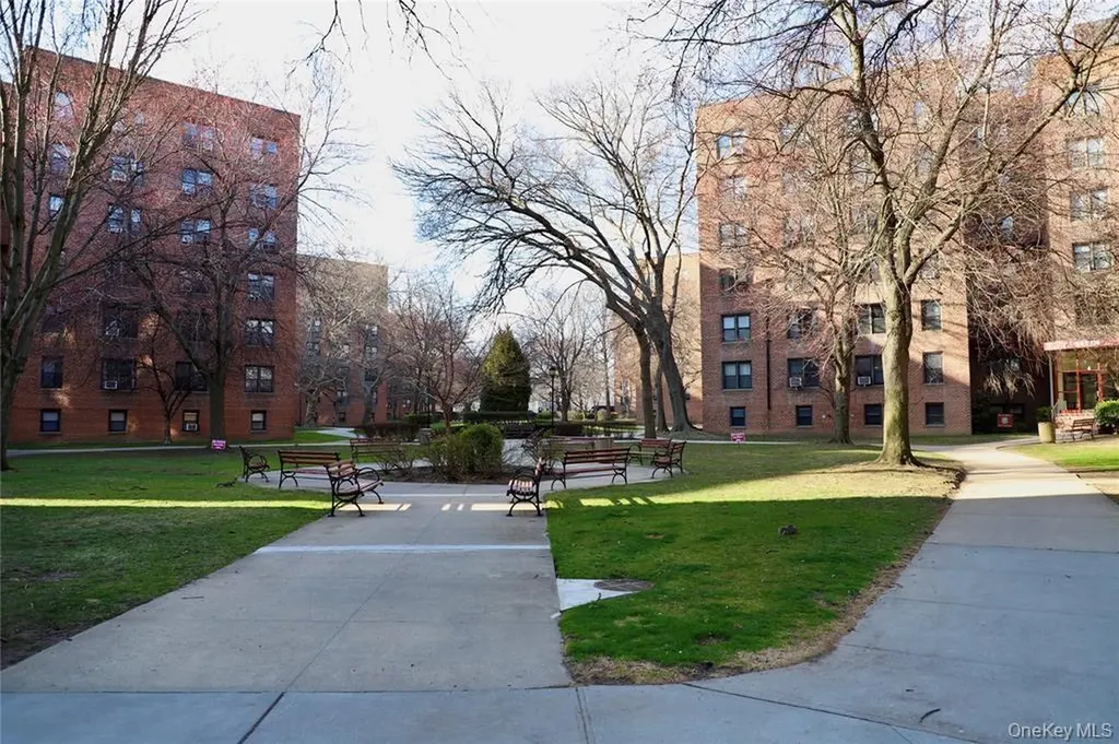 150-29 72nd Road Flushing NY 11367