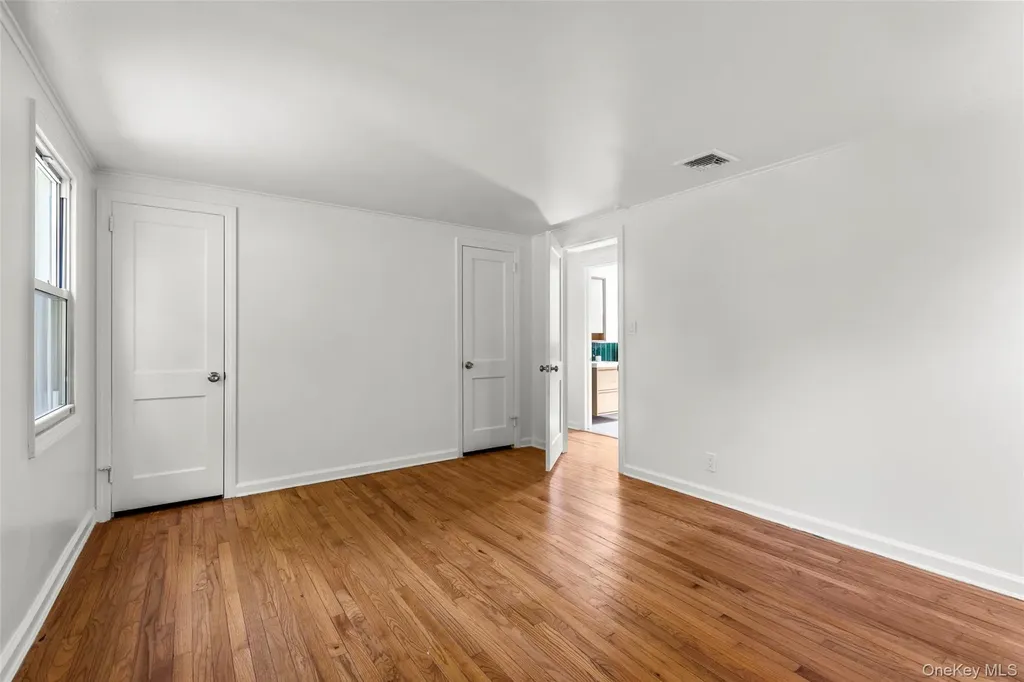 3 Bridge Road Setauket NY 11733