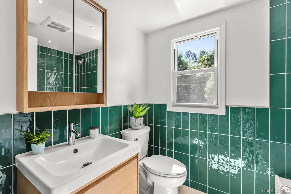 3 Bridge Road Setauket NY 11733