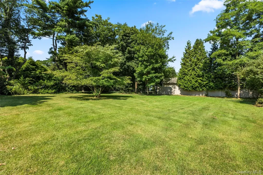 3 Bridge Road Setauket NY 11733