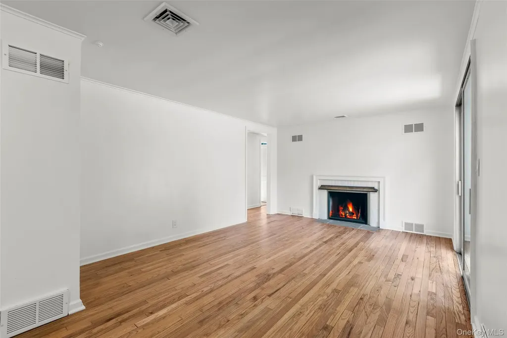 3 Bridge Road Setauket NY 11733
