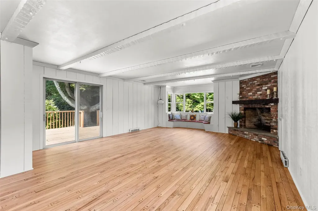 3 Bridge Road Setauket NY 11733