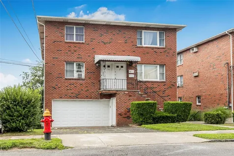 39 Dunston Avenue Yonkers NY 10701