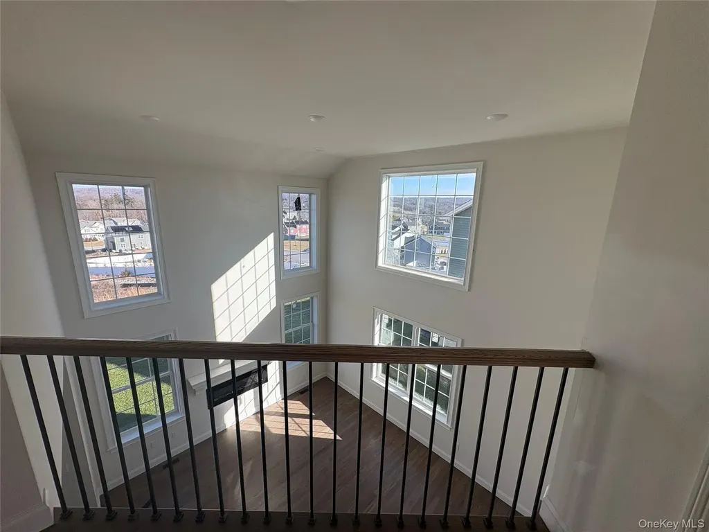 30 Dartmouth Drive Poughkeepsie NY 12603