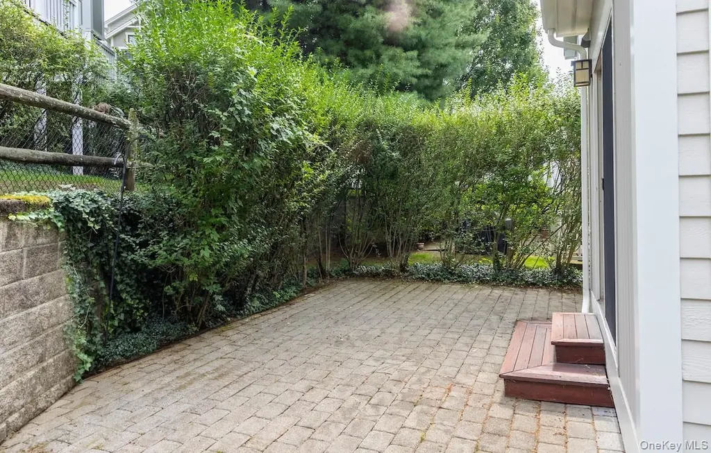 66 Landing Drive Dobbs Ferry NY 10522