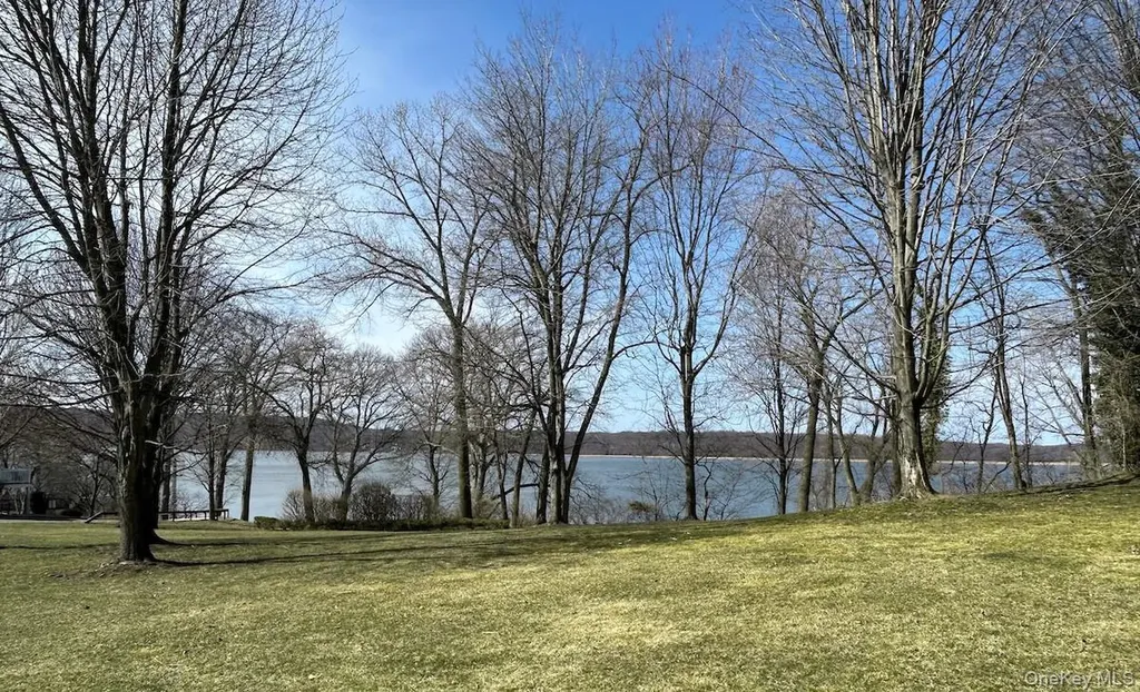 66 Landing Drive Dobbs Ferry NY 10522